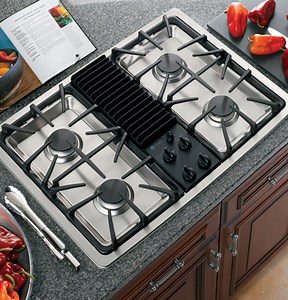 GE Profile™ Built-In Downdraft Gas Modular Cooktop|^|JGP990SELSS