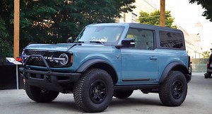 The Best SUV to Survive the Zombie Apocalypse
