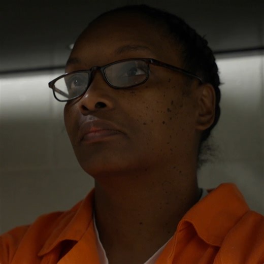 A former correction officer shares the story behind her incarceration. See the full story on #120HoursBehindBars, Monday at 9P on Discovery. | Discovery