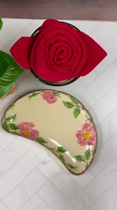 18K views · 348 reactions | How to fold a rose napkin for your tablescape on National Red Rose Day(June 12th). We thought it would be fun to make a video showing you how to make a rose out of your napkins. #athomewithreplacementsltd #tablenapkin #tutorial #napkinfolding #nationalredroseday #roses #junebirthdays #diy #clothnapkin #vintage #kitchen #tableware #tabledecor | Replacements, Ltd. | Facebook