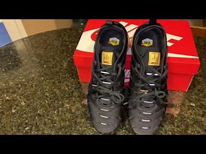 UNBOXING: NIKE AIR VAPORMAX PLUS “Metallic Gold/Black” (ON FEET REVIEW!!)