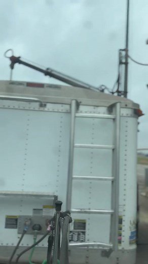 user4461162610316 (@tiktoksfavoriteonlyfarms)’s videos with Farmer's Daughter - Rodney Atkins