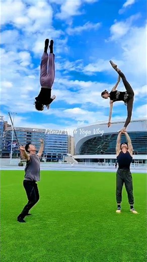 Acro Yoga 💪 Fitness With Yoga Vlog ❣️ #shorts #acroyoga #yoga