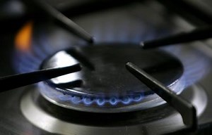 Seattle City Council passes measure to end most natural gas use in commercial buildings and some apartments