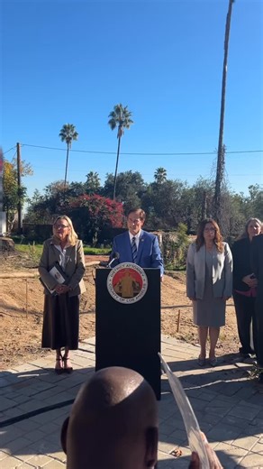 Lolita Lopez on Instagram: "LA district attorney @ladaoffice warns fire victims of potential unlicensed contractors and unveils a new campaign to help homeowners looking to rebuild."
