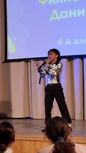 This kid is amazingly dancing and singing Michael Jackson | MJ Alive