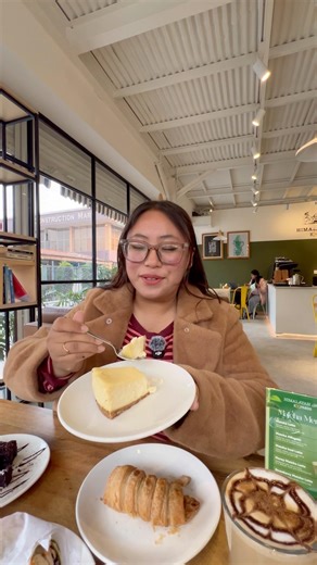 Cheesecake at Himalayan Java Express, Pepsicola | Cheesy Goodness #cheesecake #saraidelicious #fypシ