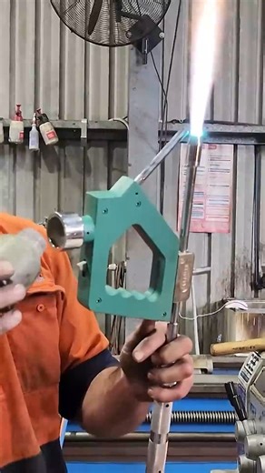 1.2M views · 16K reactions | Metal Spray REPAIR: CAT Engine Crank Pulley⚙️ | Cutting Edge Engineering Australia | Facebook