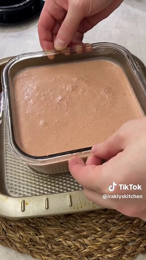 Best Chicken Liver Pâté (French Style) Ingredients \t•\tChicken liver (cleaned) – 300g \t•\tMilk (enough to cover the liver) \t•\tOnion – 1/2 (preferably sweet varieties) \t•\tGarlic – 1 clove \t•\tCarrot – 1/2 \t•\tRed wine – 5 tbsp (~100g) \t•\tCognac – ~50g \t•\tHeavy cream (33-35%) – 190g \t•\tEggs – 4 medium (or 3 large) \t•\tButter – 100g (melted and cooled) \t•\tBlack pepper – 1/2 tsp \t•\tNutmeg – 1/3 tsp \t•\tSalt – 10g Optional \t•\tButter – 1 tbsp (for sautéing vegetables) extra for s