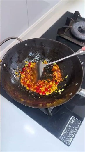 Spicy Shrimp & Squid Stir-Fry in 5 Steps! 🔥 You Won't Believe How Easy!