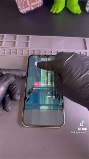 YPhone31 Réparation iphone Toulouse | Réparation iPhone 13 Pro Max qui c’est fait rouler dessus #reparationiphone #toulouse #bricolage #fyp | Instagram