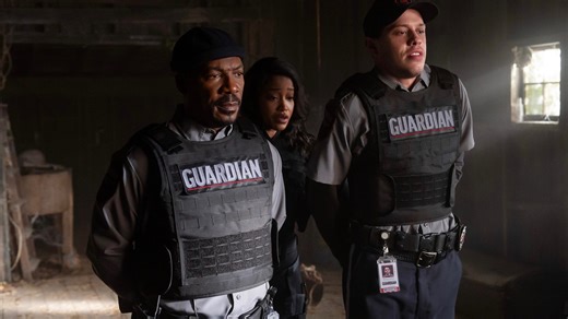 879K views · 6.2K reactions | It’s pros vs cons. They’re armed but she’s dangerous. The Pickup premieres August 6 on Prime Video. #thepickupmovie Prime Video Amazon MGM Studios Culture Rated PV | Eddie Murphy | Facebook