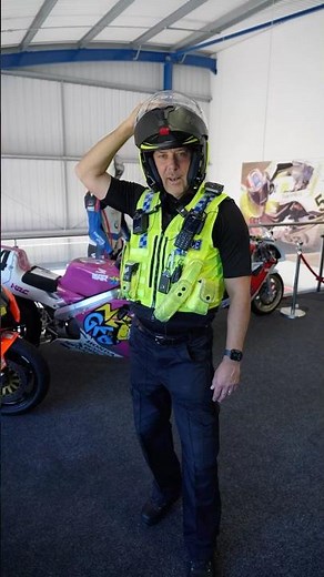 Flip-Front Helmet Laws Explained by a Police Officer