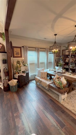 Cozy Vintage Spring Decor for Your Cottage Style Home