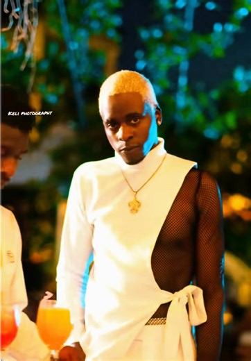 Pure tones👌Sharp details✌️All white party #model #runwaymodel #fypシ゚viral