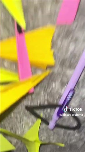 #paperdarts #school #dart #stickynote #viral