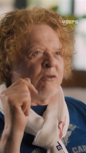 390K views · 14K reactions | Streaming exclusively on Veeps on July 12  Holding Back the Years: 40 Years of Simply Red, Live in Santiago, captures the band’s electrifying performance at the Movistar Arena in Chile. Get access here: https://veeps.events/simply-red | Simply Red | Facebook