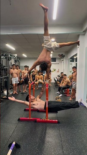 When Balance Meets Strength #ashuracalisthenics #calisthenics