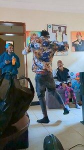 Alien skin Alina Akayimba Akapya Waya Say ,naye buno dance eee | Lugamidia