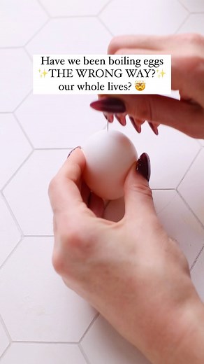 Here’s how 👇 Using the regular method to hard boil eggs, just bringing a medium pot of water to a rolling boil over high heat can take anywhere from 5 to 10 minutes, plus 12 minutes to cook. That means that from start to finish, the stovetop process can take 22 minutes. 👎 In the microwave? Your microwave boiled egg is done in 8 minutes 🎉 That’s less than half of the time. And the result is perfectly-boiled eggs with firm, moist egg yolks and tender whites. BONUS? The microwave turns off when 