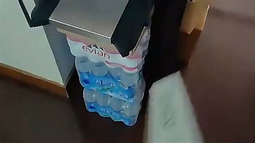 TP-LINK飞流AX5400双频千兆无线路由器，家庭影院无卡顿，多设备连接稳如磐石，实测覆盖全屋，提升网速体验。