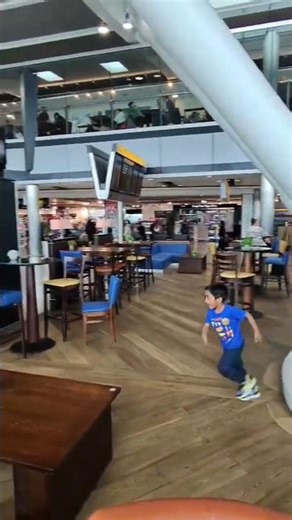 Kids Fun at Heathrow Terminal 5 👨‍👩‍👧‍👦✈️ | Family Travel Moments