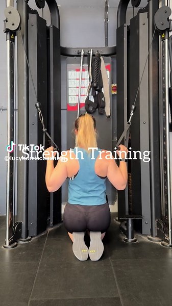 What is functional fitness? If you follow a functional fitness programme, you should expect to see the following included: * Olympic weightlifting - clean, jerks and snatches * Gymnastics/ skills / eg. Handstands, kipping pull ups, toes to bar, rope climbs etc. * Strength training - your aim will be to continuously get stronger as this helps in all other aspects of your training * Cardio/ conditioning - anywhere from endurance to short intense intervals * Mobility, stability and recovery - move 