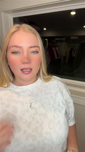 These patterns 😃 | snow leopard