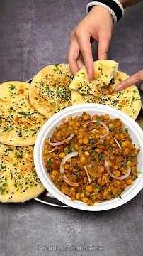 छोले कुलचे बनाएं घर पर सबसे आसान तरीके से Chole Khulche Recipe #shorts #trending #streetfood