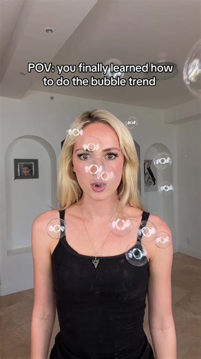 This took me forever to learn… #fyp #nataliereynolds #bubbles bubble trend tutorial