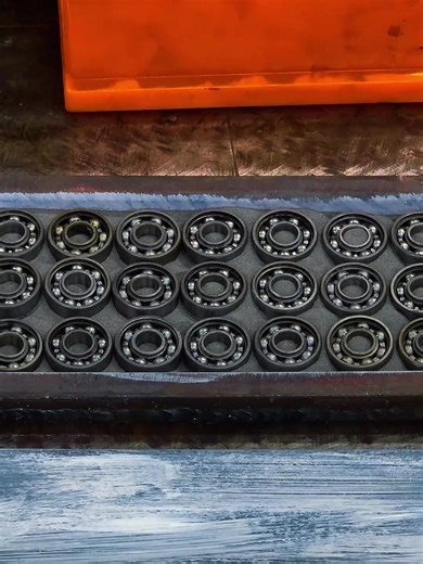 Damascus Knife Forged from Ball Bearings _ A Pattern You’ve Never Seen - Part 1 #Damascus #Knife #BallBearings #fyp