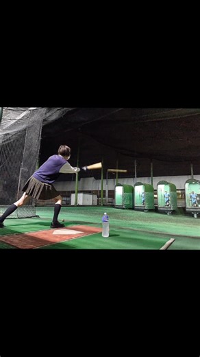 どんな転がり方がするバントなのだろうI wonder what kind of bunting motion it will have #shorts #野球 #baseball #야구 #gold