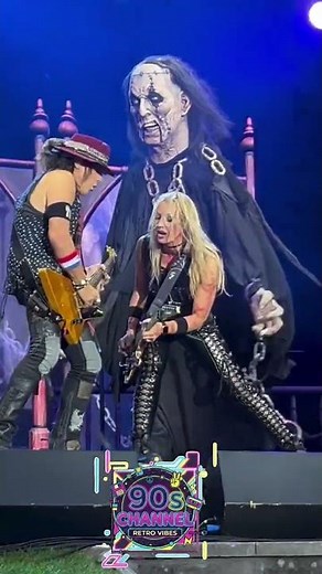 the monster is alice cooper #alicecooper #concert #90s #90smusic #live #legend #music