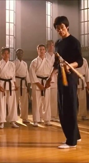 BRUCE LEE - NUNCHUCK TUTORIAL