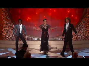 Behind the Scenes at the Emmys – Stranger Things Kids Perform Uptown Funk HD