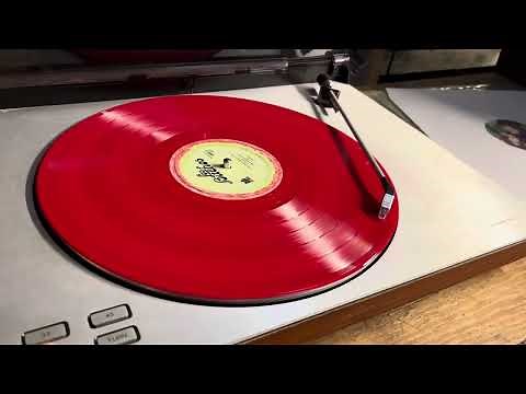 Bang and OlufsEn Beogram 1700 demo