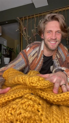 In love with this cardigan ! #crochet #fyp #viral #tiktok #yarnspirations