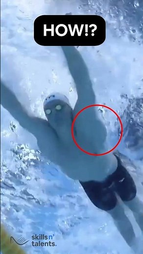 ☝🏻Click for in depth video. This is one of the most impressive (scapular) movements swimmers have.