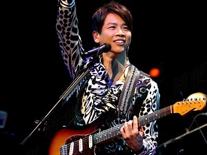 欧美冠军单曲，催泪神曲《Let Her Go》现场完美演唱版-Heisea-音乐-哔哩哔哩视频