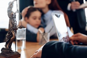 Arizona Child Support Lawyers | AZ Family Law Lawyers