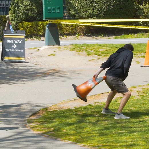 569K views · 21K reactions | Greatest Fart Prank compilation!  The best fart pranks from Central Park | HumorBagel | Facebook