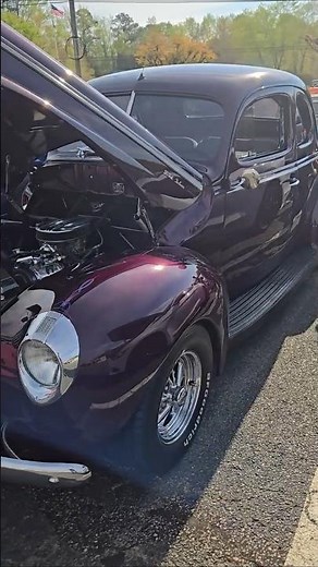 1940 Ford Deluxe Coupe