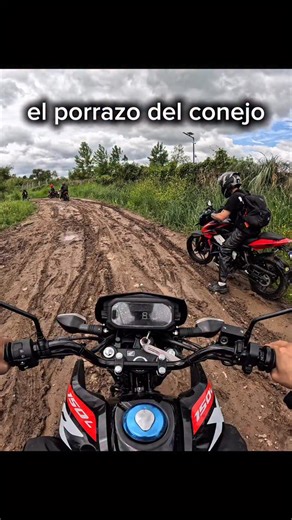 chau freno delantero jajaja - #motovlog #rider #reelsi̇nstagram #gopro #feed #bikelife #bike #motorcycle #moto #motogirl | Lisandro Gonzalez