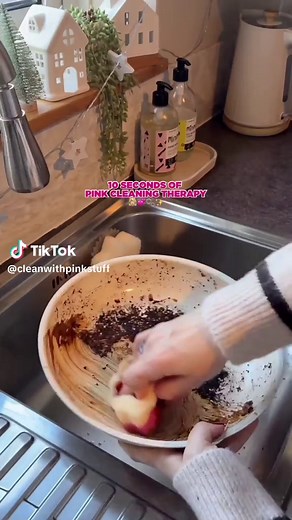 Relaxing ASMR: The Pink Stuff Before & After Clean