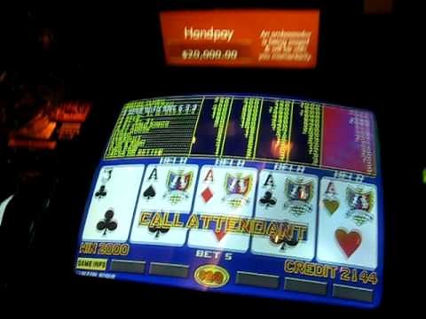 Video Poker Jackpot - 4 Aces Dealt, Waiting for a Kicker