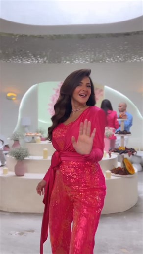 ‎Ahmed Mounir - احمد منير‎ on Instagram: "The beautiful😻 @donia.samir.ghanem @oxi.arabia #hair #hairstyle #hairstyling #hairstyles #hairart #hairfashion #hairtutorial #hairtutorial #hairtransformation #hairlove"