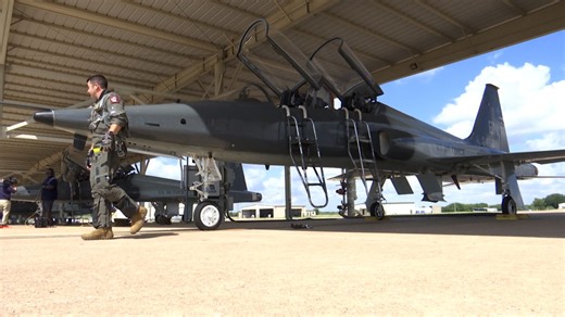 How ENJJPT pilots train: A look at the T-6 and the T-38