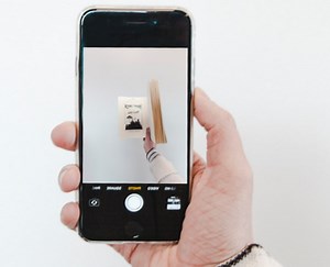 The Ultimate Beginner's Guide to Live Streaming Your Art - How to Sell Art Online | Online Marketing for Artists -