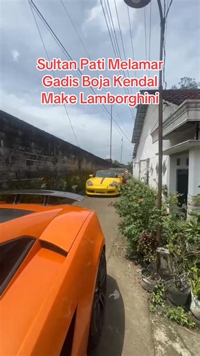 Viral Di Kendal! Sultan Pati Melamar Tuan Putri di Kendal Pakai Lamborghini! Engagement Jacky dan Della! #breakingnews #lamborghini #viral #fyp #kendal | Beringin Teduh Ringinarum
