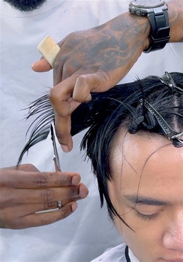 Houston barber shayne.doeshair on TikTok